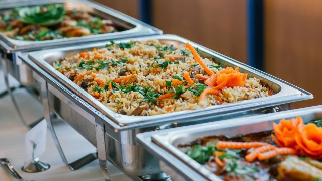 Catering Firmaları Özel Etkinlikleriniz İçin Profesyonel Yemek Hizmetleri