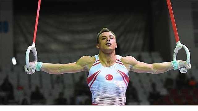 EÜ Mezunu Milli Cimnastikçi Adem Asil, dünya 2’ncisi oldu