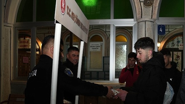 Okul Saldırısında Hayatını Kaybeden Öğretmen Ve Öğrenciler İçin Keçiören’deki Camilerde Mevlit Okutuldu